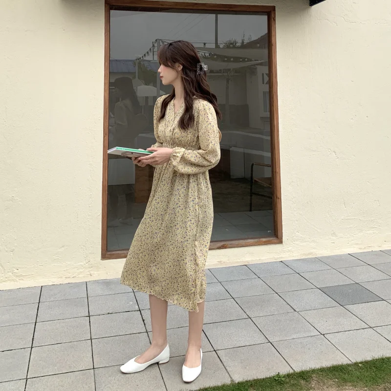 

Zaraing Elegant Women V-Neck Dress 2021Korean Summer Thin New Chiffon Floral High Waist Temperament Middle Length A-Dress