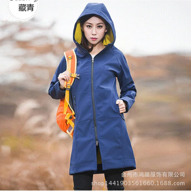 

Outdoor women Spring, autumn and winter softshell clothing windproof Women's windbreaker waterproof female Fleece jacket