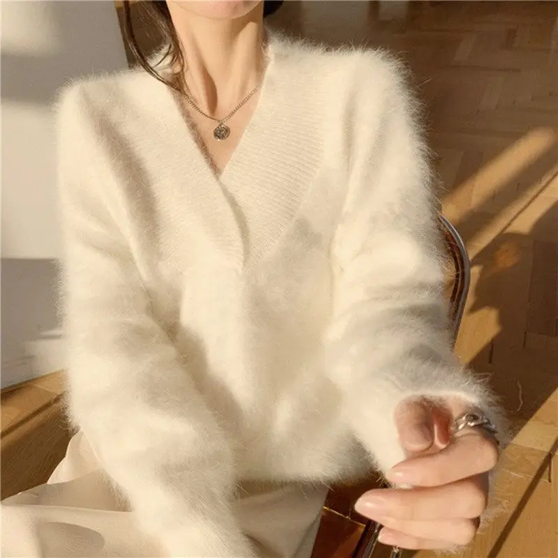 

Winter Fashion New Light Luxury Soft V-neck Mink Cashmere Sweater Woman Pure Color High Quality Long-Sleeve Furry Knit Jumper