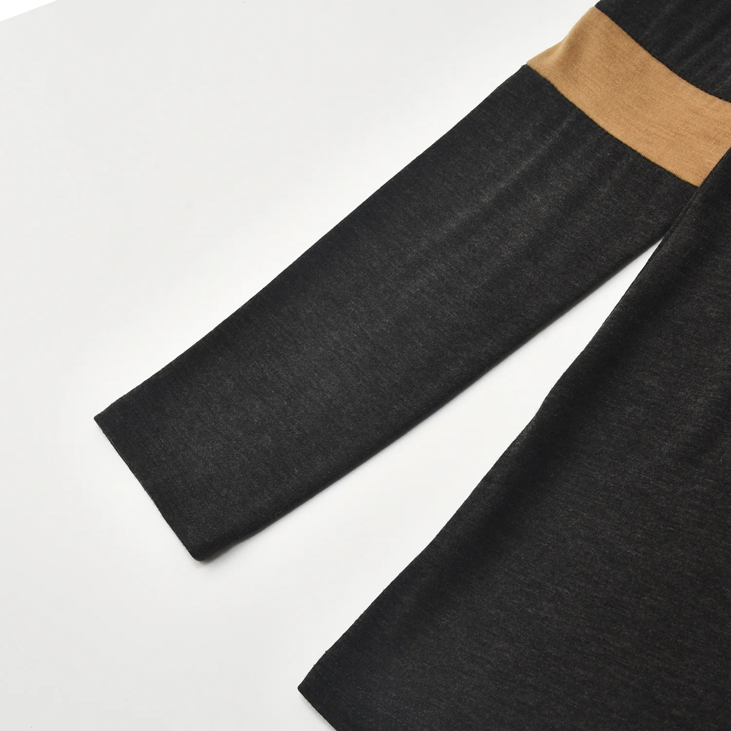 

2021 Multifunctional solid color stitching long-sleeved Tops nursing clothes Breastfeeding T-shirt pregnancy announcement T0202