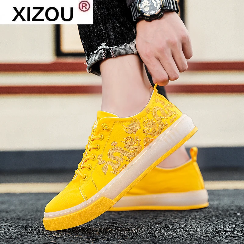 

Hot Yellow Dragon Embroidered Men Casual Shoes Chinese Style Mens Designer Shoes Fashion Flat Vulcanize Sneakers Men Espadrilles