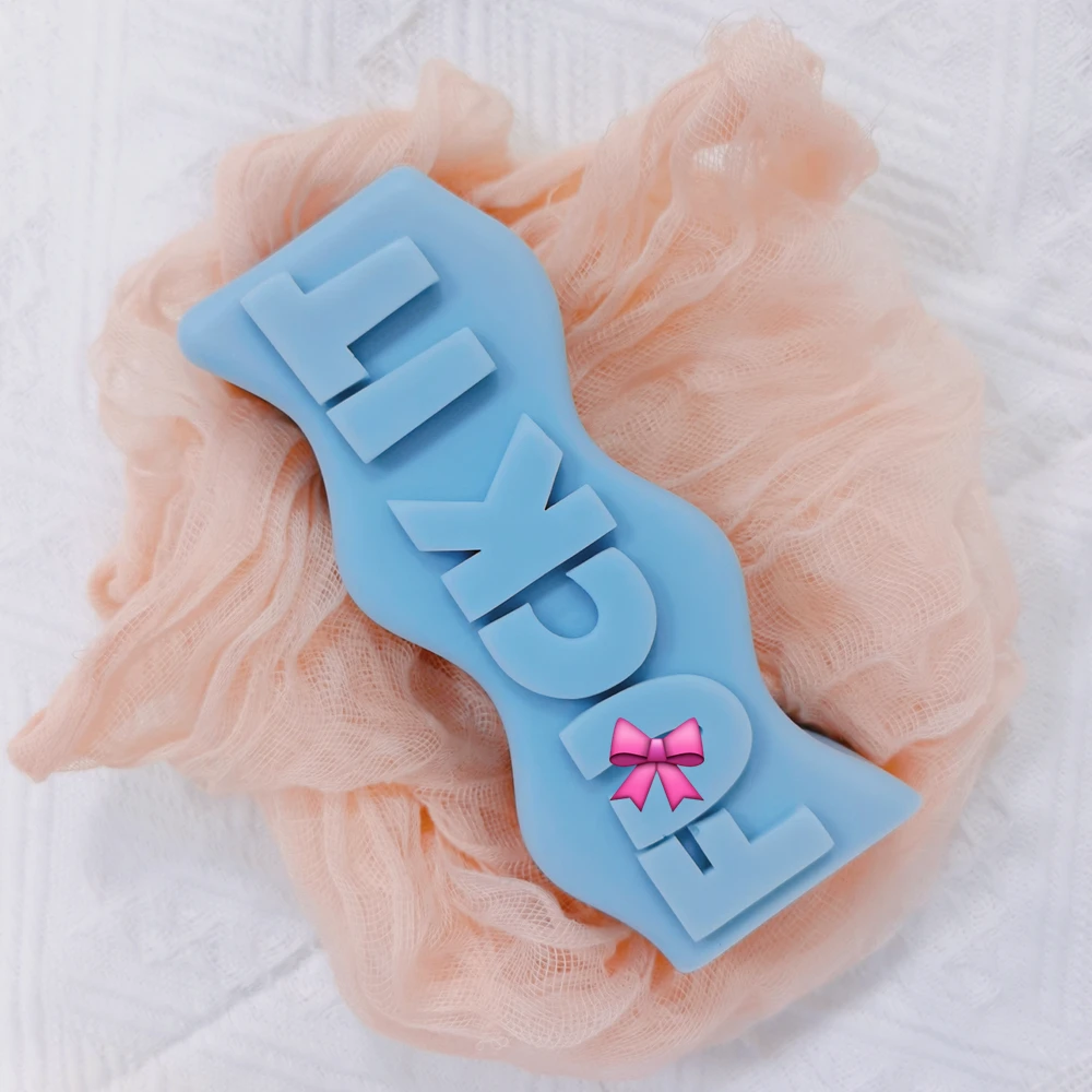 Уникальная силиконовая форма Squiggle в виде милой свечи прямоугольной формы