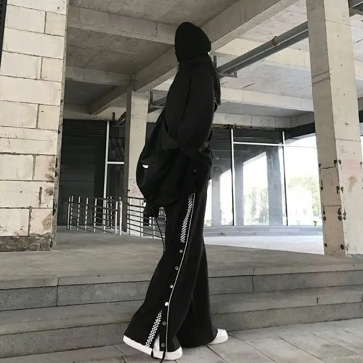 

2021