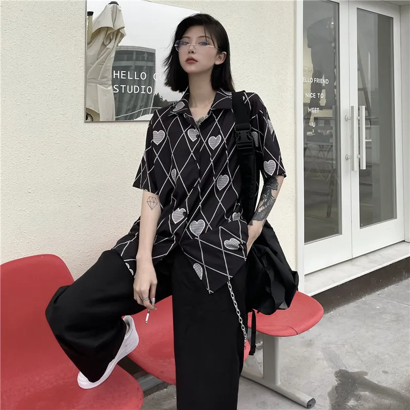 

2021 New Summer Punk Women Shirts Harajuku Dark Heart Print Blouses Female Loose Short Sleeve Hip-hop Blouse Mujer