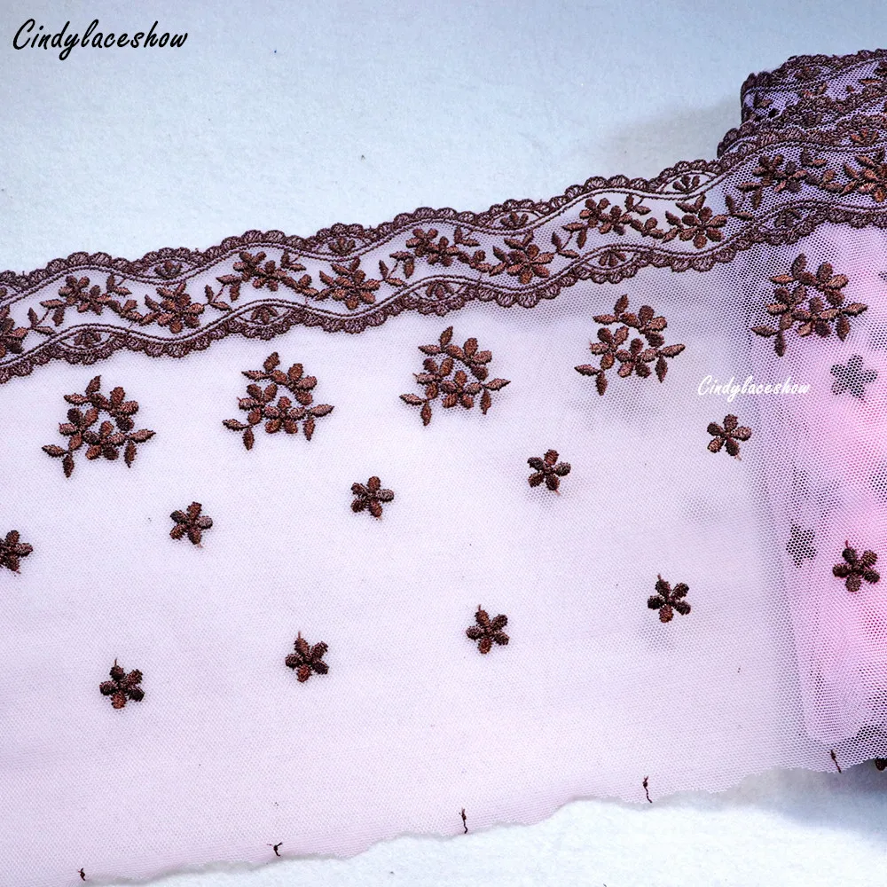 Кружевная ткань с цветочной вышивкой ширина 19 см | Дом и сад