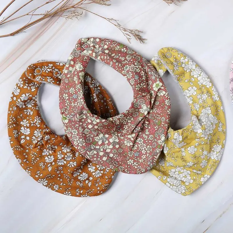 

Vintage Triangle Burp Bib Baby Saliva Towel Floral Pattern Bibs Newborn Boys Girls Photography Props P15C