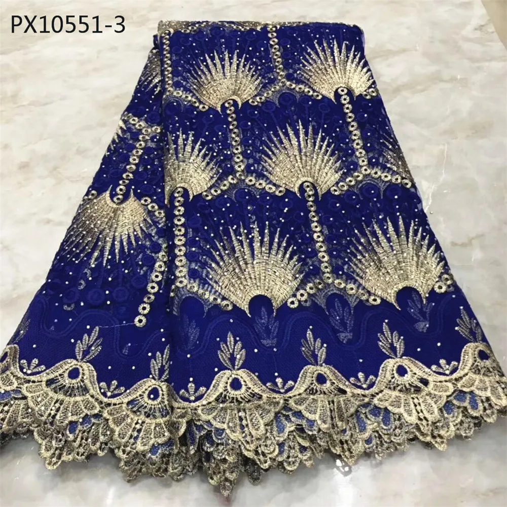 Женское кружевное платье из фатина белого и золотистого цвета вечерние