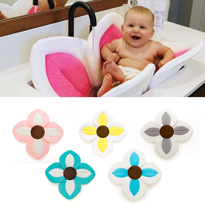 

1Pcs Baby Bath Flower Pad Lovely Petal Shape Baby Bathtub Mat Color Patchwork Newborn Infant Bathing Mat Cushion