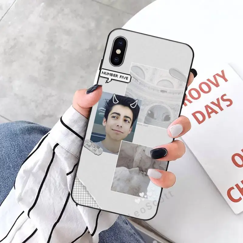 

Number Five Aidan Gallagher TV series Phone Case for iPhone 11 12 mini pro XS MAX 8 7 6 6S Plus X 5S SE 2020 XR