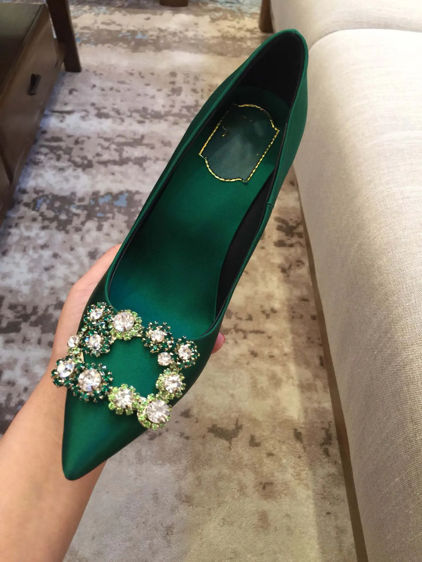 

Туфли женские атласные на плоской подошве, с острым носком и квадратным каблуком, 43