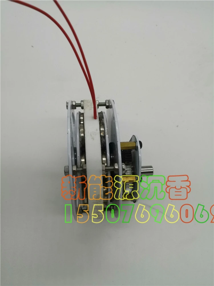 

Two-phase Speed-increasing Disc-type Ironless Generator, Miniature High-efficiency Low-resistance Low-speed Power Generation Diy