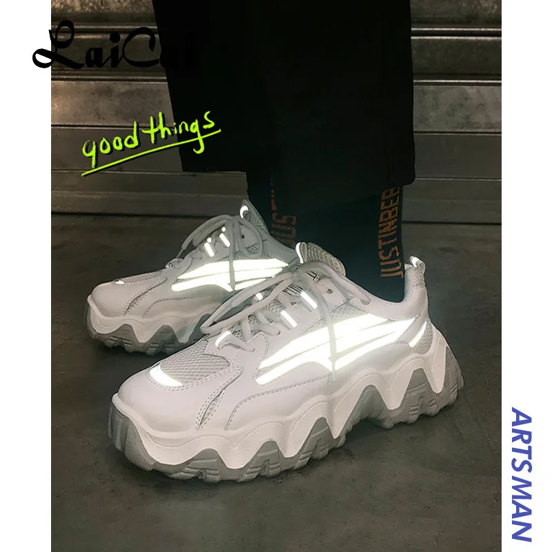 

Autumn New Men's Casual Shoes Fashion Thick-soled Men's Fashion Sports Shoes Wild Wave Bottom Breathable Mesh Antique Shoes