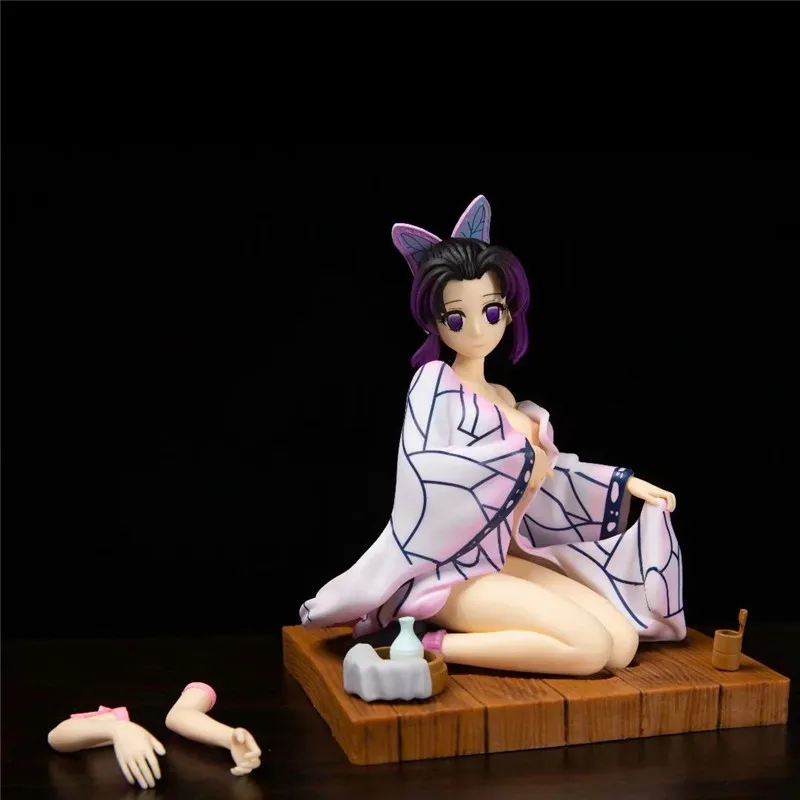 

17cm Anime Demon Slayer Blade Yukata Butterfly Ninja Worm Pillar Sitting Model PVC Action Character Collection Model Toy Gift