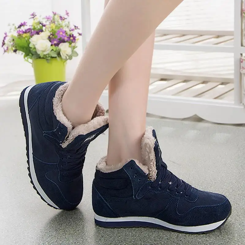 Женские замшевые ботильоны на меху повседневные кожаные зимние ботинки плоской