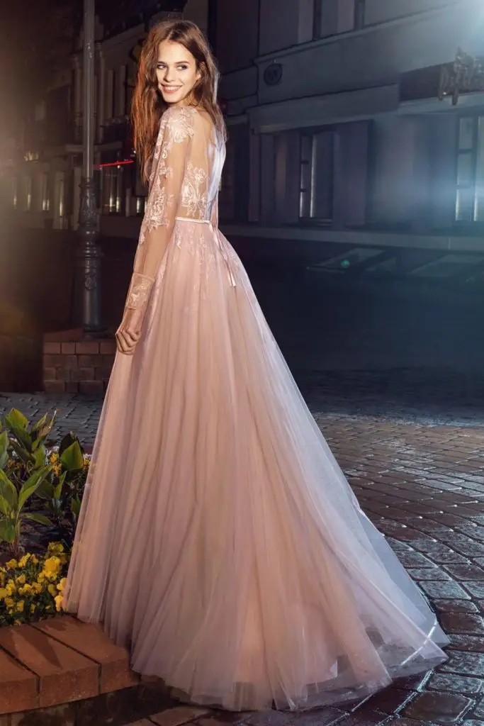 

ANGELSBRIDEP 2 магазин свадебные платья а-силуэта с длинным рукавом платье в стиле бохо свадебное платье Модная аппликация Тюль со шлейфом для невесты