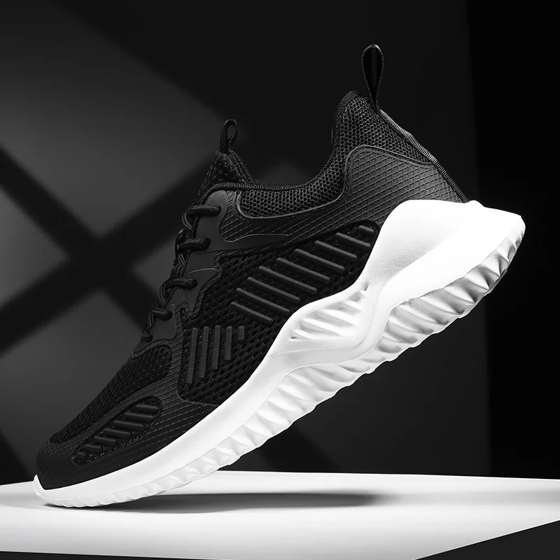 Мужские сетчатые кроссовки для бега удобные легкие в повседневном стиле лето