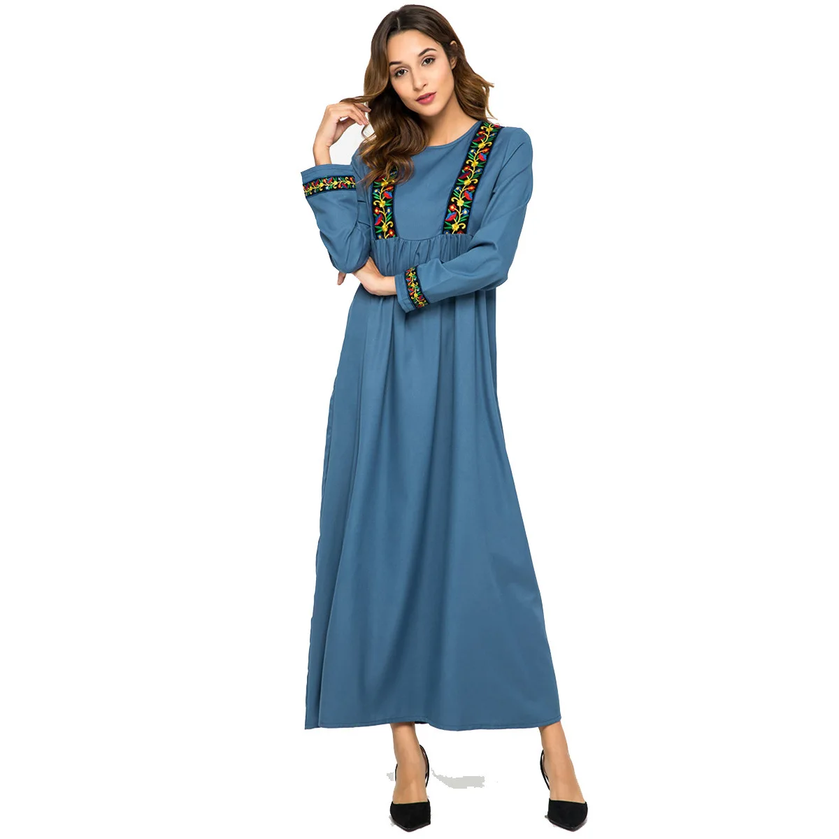 2021 Европа и Америка длинная юбка арабский Ближний Восток мусульманский халат Тяжелая вышивка темпераментное платье Абая для женщин Кафтан