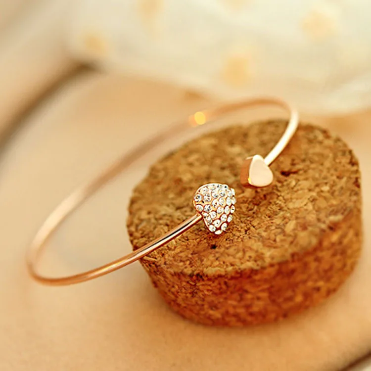 Очаровательные Круглые браслеты с сердечками для женщин и девушек браслет