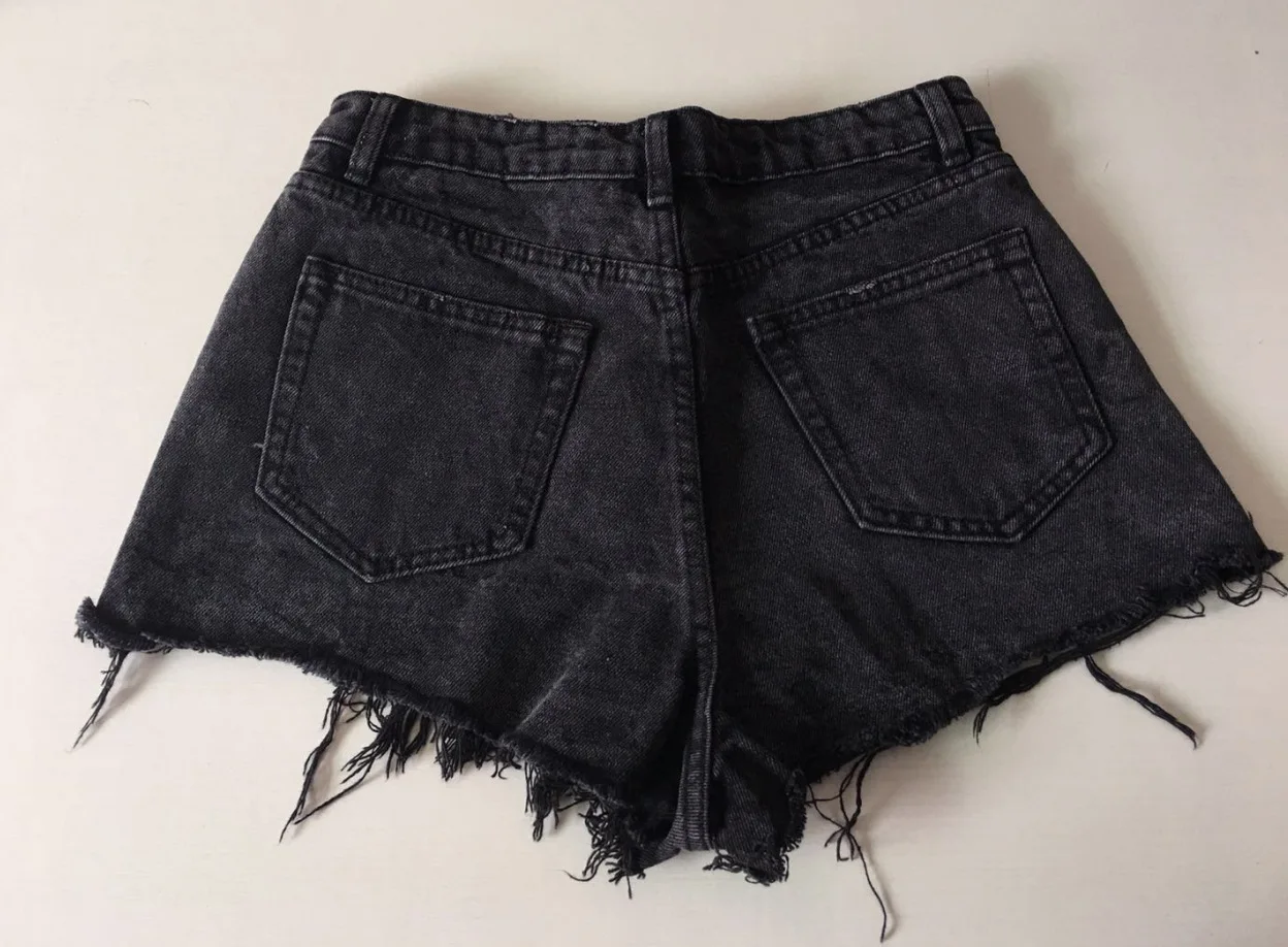 

Alexander AW King Authentic 20-year-old Summer New High-waist Split Denim Shorts Micro-flap Type