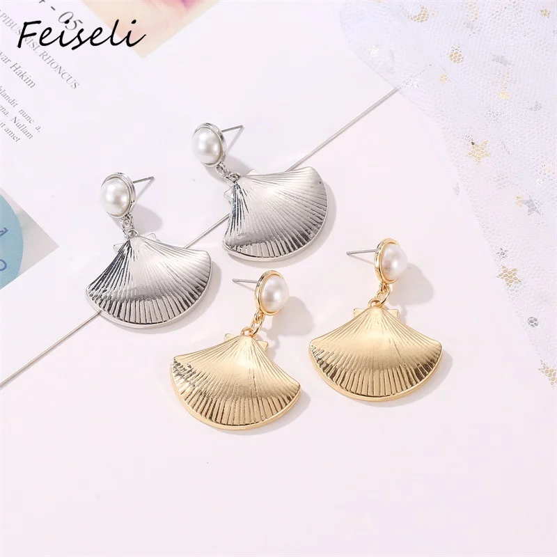 Feiseli преувеличенный металлический корпус искусственный жемчуг Висячие серьги