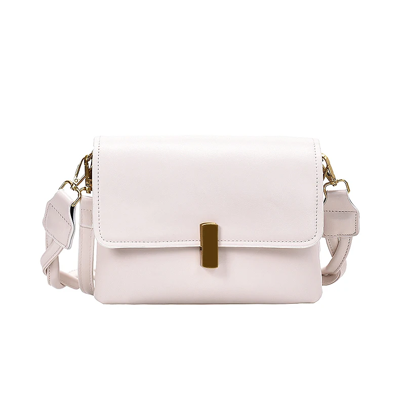 

On the new small bag female 2020 summer new fashion versatile texture large capacity cross-body bag web celebrity fashion small