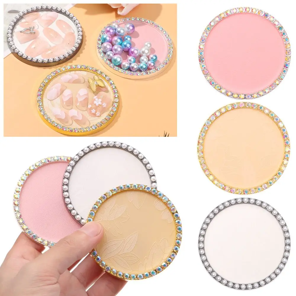 

Round Retro Nail Plate Tips Display Showing Stand Diamond Board Palette Nail Art Display Photo Props Showing Tools
