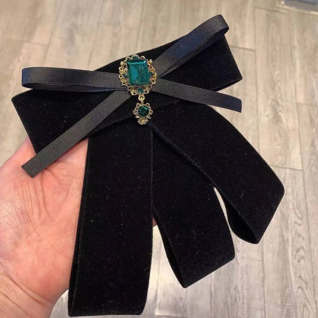 

Elegant Velvet Bow Hair Clips Fabric Ribbon Hairpins for Hair Women Barrettes Crystal Hairgrips Girls Hair Accessories Headpiece