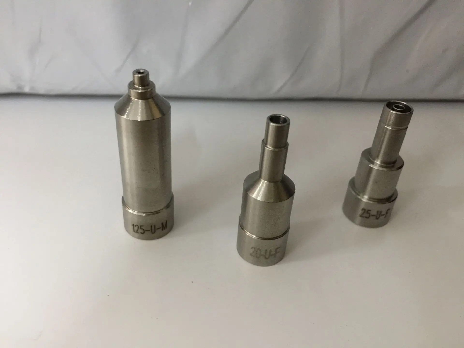 Волоконно-оптический видеоинтерфейс с зондом проверки волокон и одним кликом