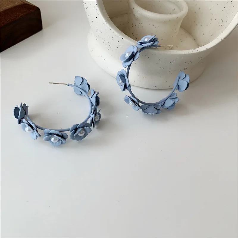 

Hot Selling Simple Stylish Star Women Drop Earrings Shiny Blue Pearl Exquisite Female Earring Fashion Jewelry