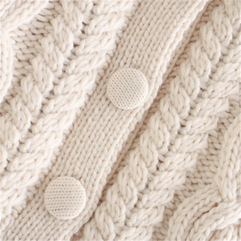 

2021 Autumn Winter Fashion New Short Fur Collar Single-Breasted Long-Sleeved Knitted Sweater Temperament Female Trend H070