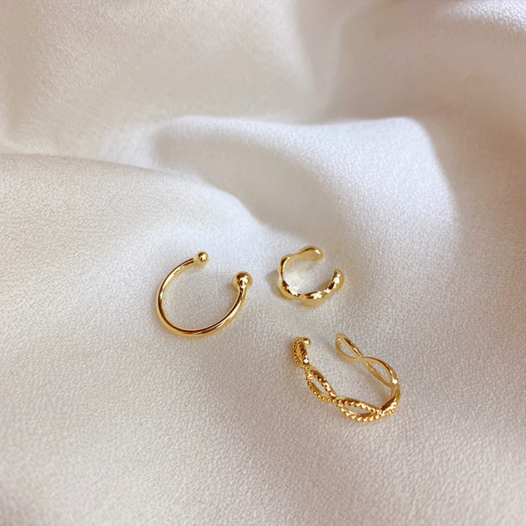 

2020 Trend Tiny Fresh Earcuff for Girls Cute Korean Girl's Clip On Earrings for Women Pearl Beads Women's Jewelry