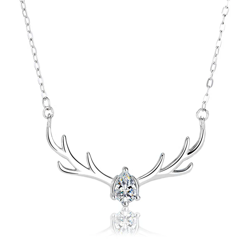 

S925 sterling silver deer necklace with moose collarbone chain necklace as a Christmas gift for valentine's day