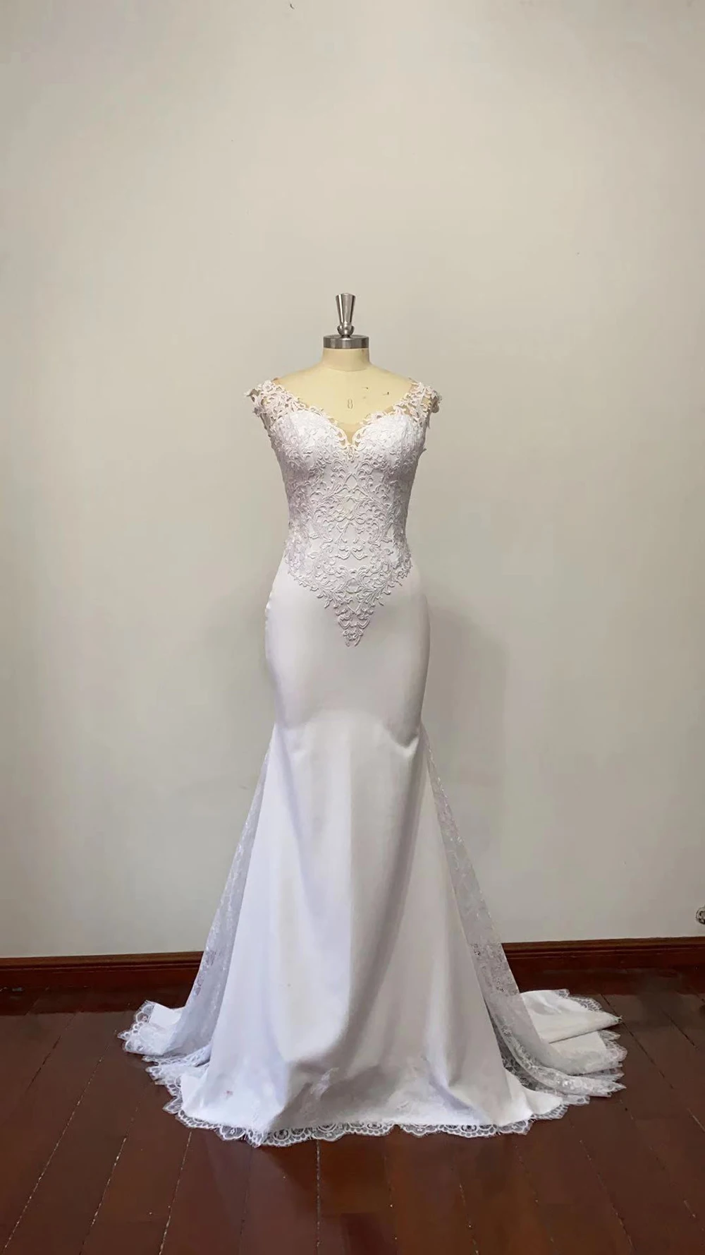 

Женское свадебное платье без рукавов, кружевное платье до пола с V-образным вырезом, аппликацией и пуговицами на молнии, модель 2021, 2021