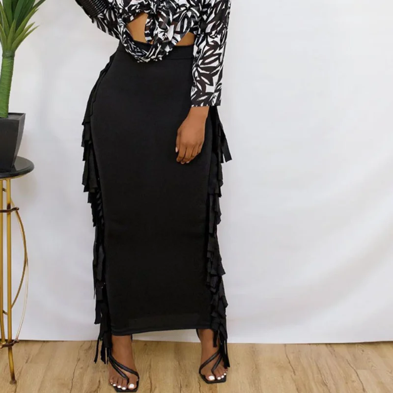 

Женская юбка-карандаш средней длины, с оборками