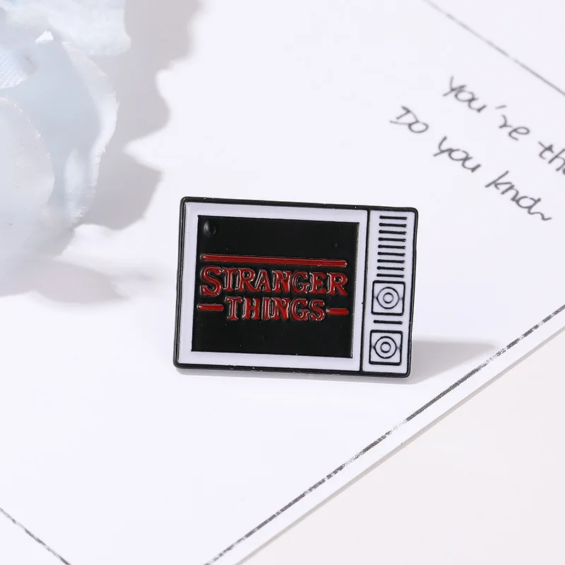 2pc Cartoon color drip oil tv brooch personality letter corsage shirt collar badge fashion accessories pin vimio | Украшения и