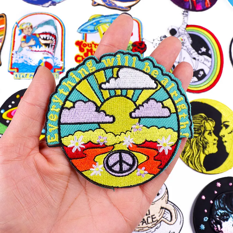 Нашивка с космическим рисунком нашивки вышивкой на одежде аппликация сделай сам