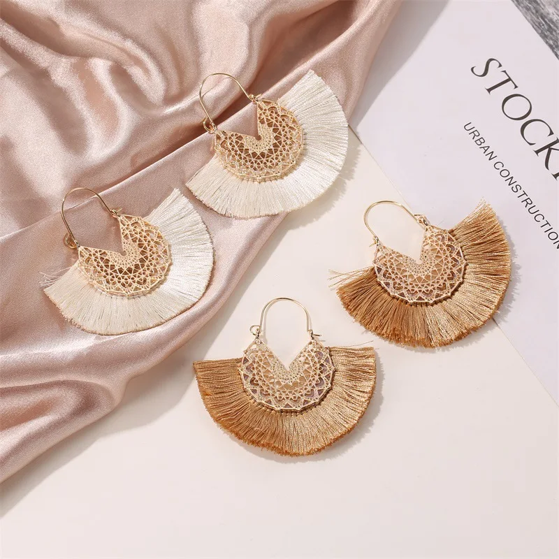 

Fashion New Luxury Ethnic Style Retro Exaggerated Fan-shaped Lace Pattern Personality Bohemian Ladies Jewelry Gifts
