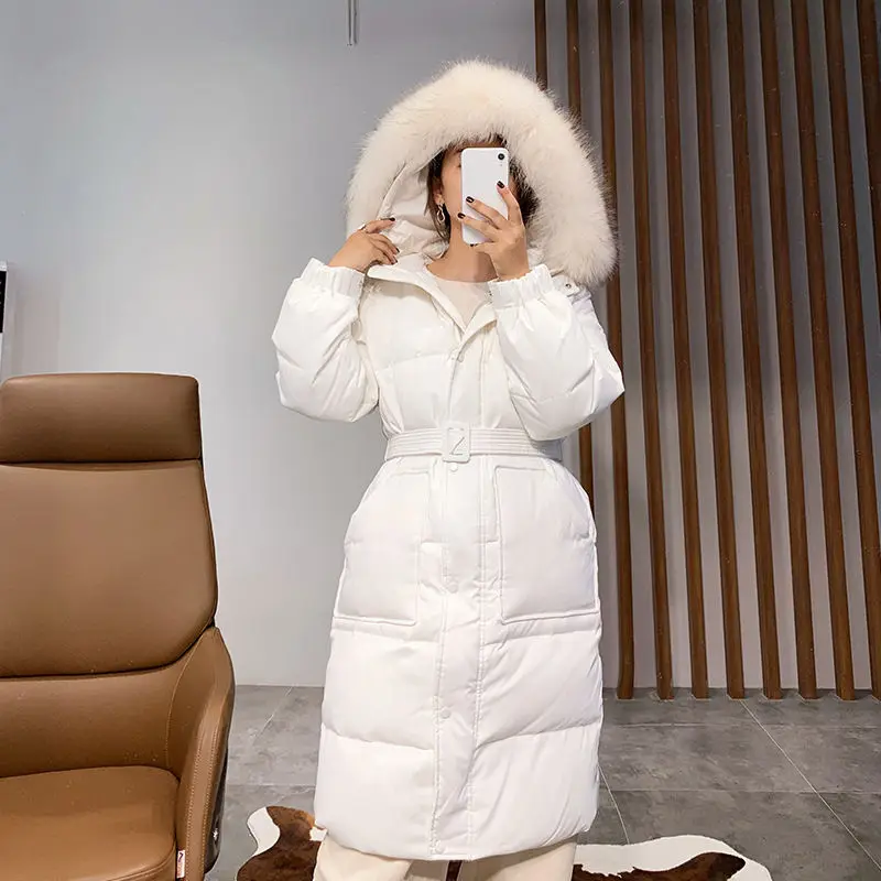 Женский длинный пуховик на утином пуху с меховым воротником и поясом теплое