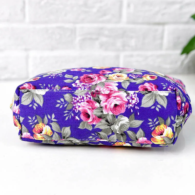 Простая модная женская сумка мессенджер холщовая на молнии с цветочным принтом