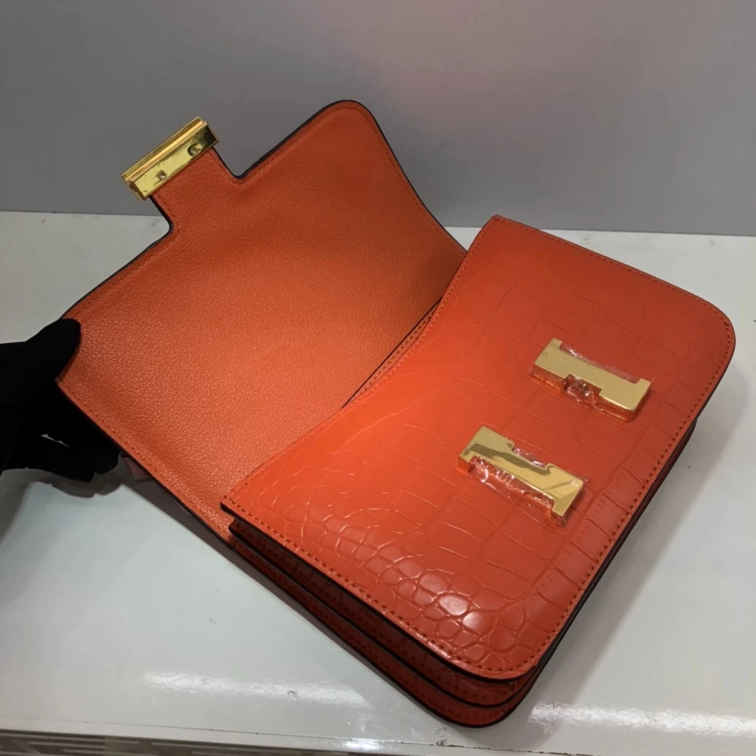 

Women One Shoulder Bag Crossbody Bag Genuine Cow Leather Alligator Fashion Vingator Classic 2021 The New Style 8 Color 23cm