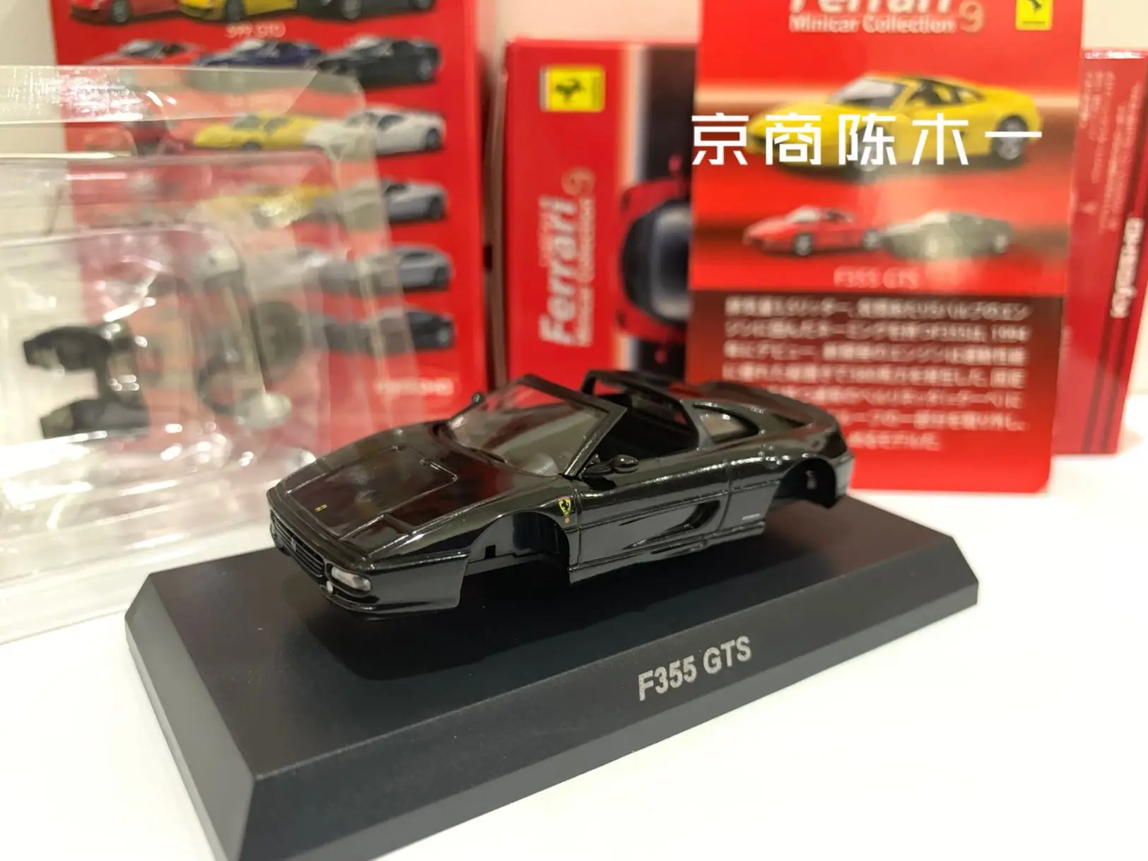 

Коллекционная модель тележки из литого сплава KYOSHO 1/64 Ferrari F355 GTS
