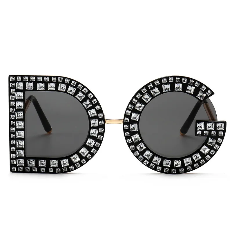 

Letter Frame Sunglasses Women Imitation Diamond Dissymmetry Glasses Metal Glasses Legs Ladies Personality Fashion Eyewear Female