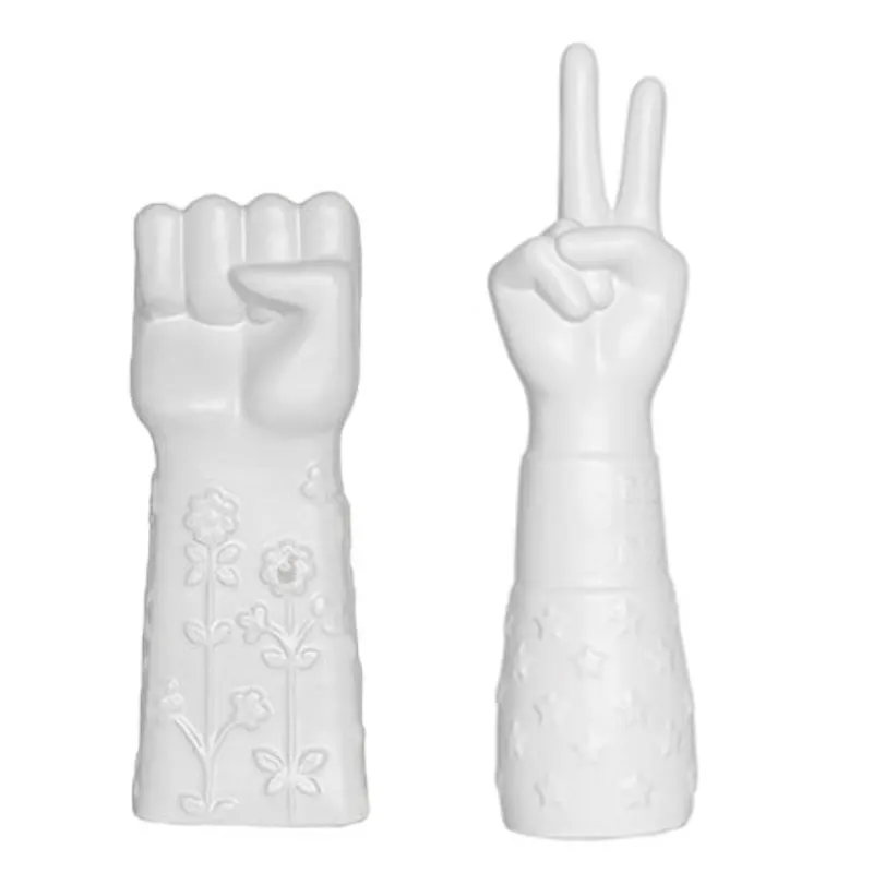 

Nordic Victory Gesture Figurines Flower Engrave Arm Fist Home Decoration Wine Cabinet Living Room Sculpture Ceramic Craft