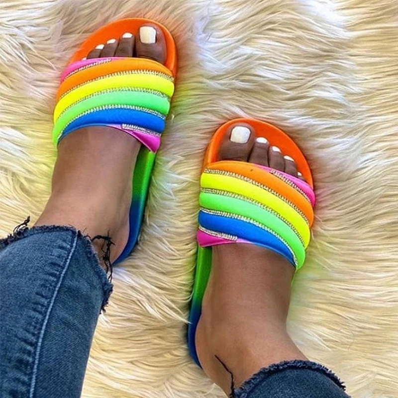 

Fashion Summer Women Rhinestone Slides Multicolor Jelly Slippers Beach Sandals Bling Rubber Flip Flops Non-slip Ladies Slide
