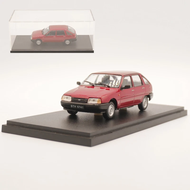 Игрушечная модель автомобиля из сплава IST 1:43 IZ 2126|Наземный транспорт| |
