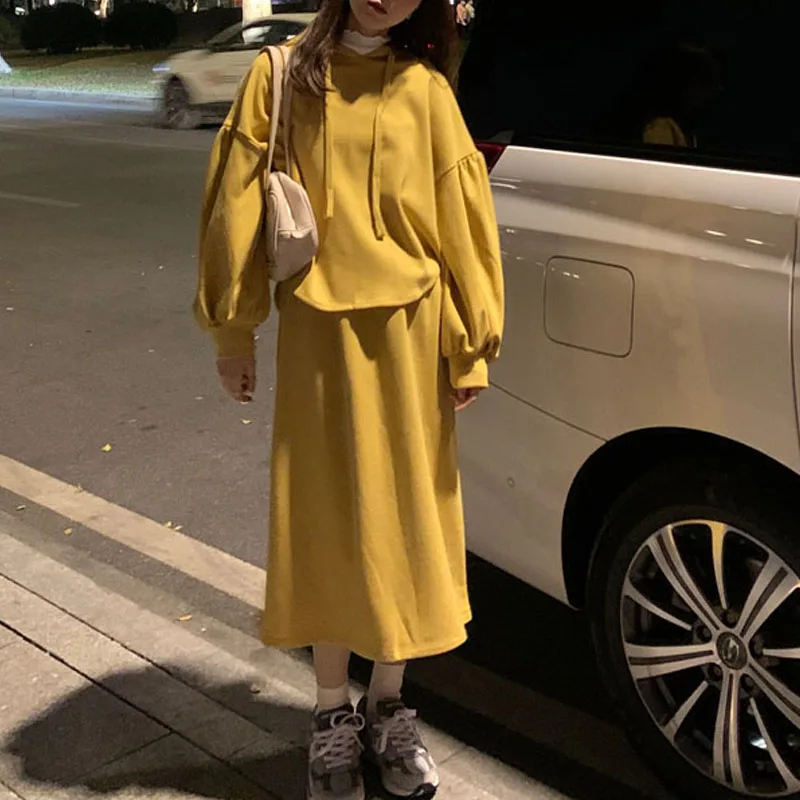 

Minimalism Spring Autumn 2021 Leisure Women Hoodies Set Solid Hoody Loose Pullovers And Chic Split Hem Female Skirt 2 Pieces Set
