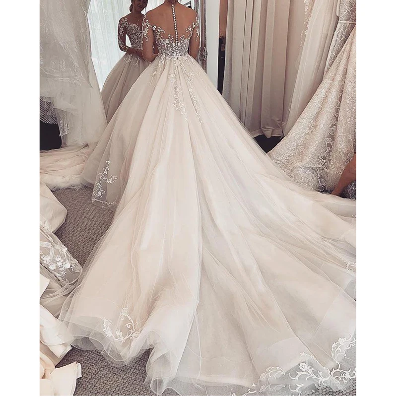 Фото Очаровательное кружевное свадебное платье LoveDress с V-образным вырезом и длинными рукавами 2022 свадебное платье принцессы иллюзионные платья ... №4