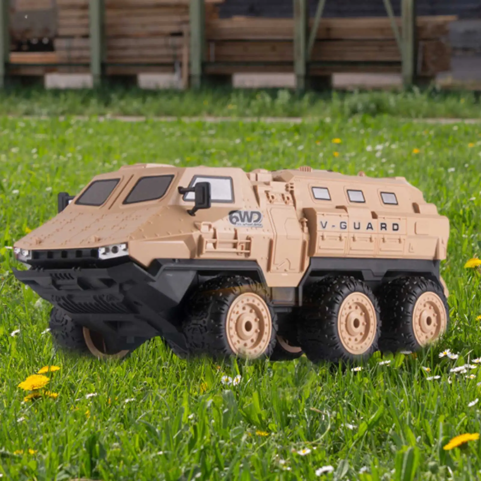 Военный грузовик с дистанционным управлением 1:16 полноразмерный 6-колесный
