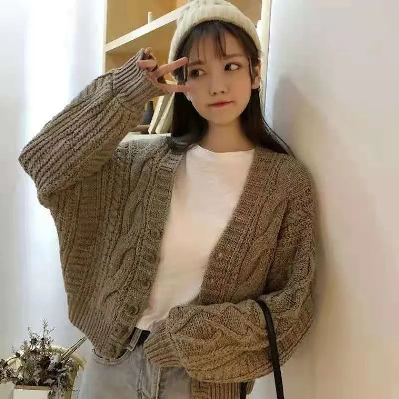 Short top knitwear women's autumn and winter 2021 new sweater lazy high sense loose cardigan coat