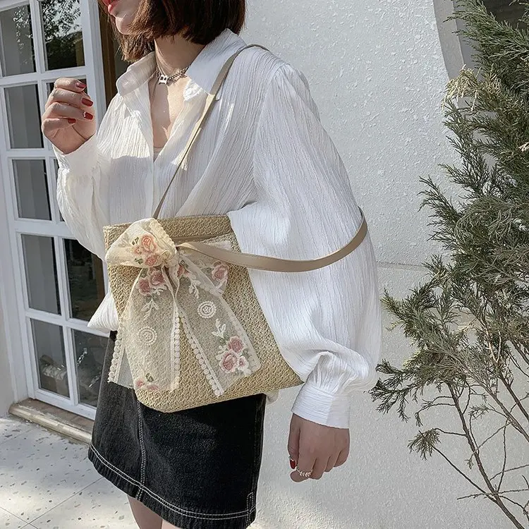

Fashion Ladies Straw Bag 2021 Summer The New Hand woven Straw Shoulder Bag Bohemian Beach Messenger Small Square Bag